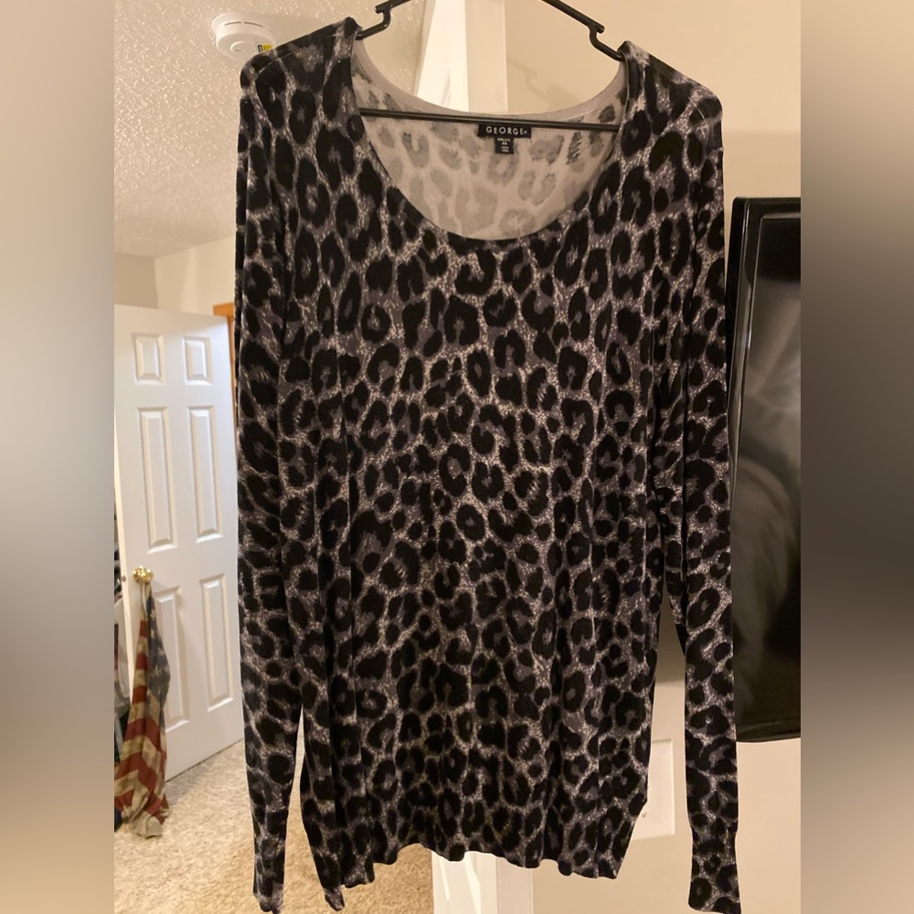 Leopard print sweater